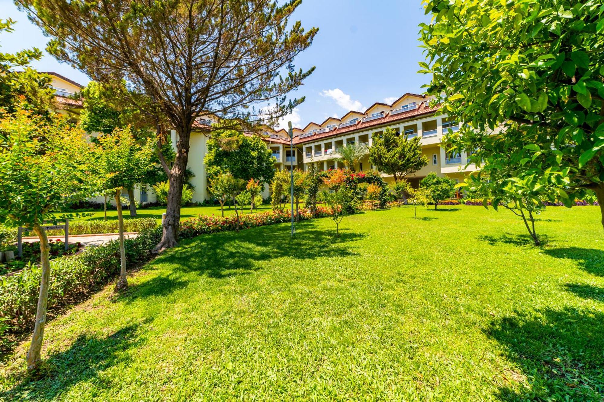 Queen'S Park Le Jardin Kemer Eksteriør bilde
